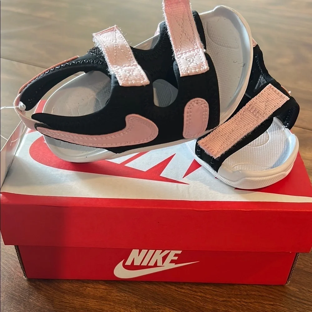 Nike Black and Pink Sporty Sandals with Velcro Straps